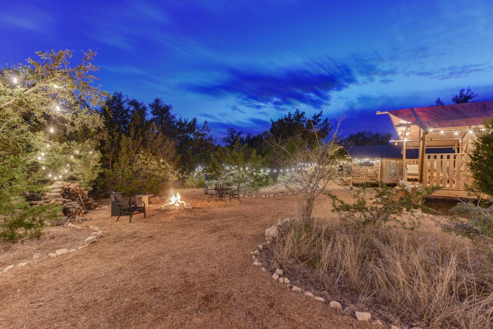 12 Fires Luxury Glamping With Heating #2 Hotel Johnson City Exterior photo